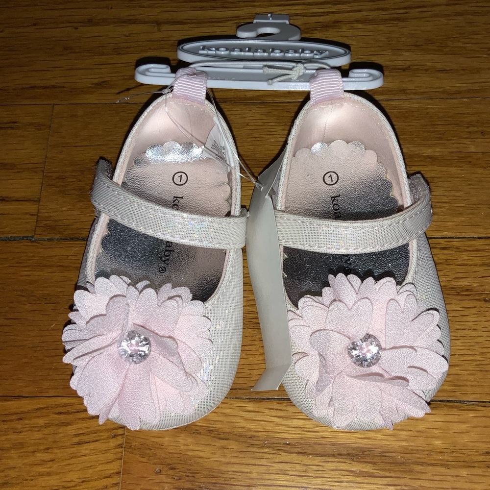KOALA BABY GIRL PINK FLOWER GEM CENTER SHOE SIZE 1